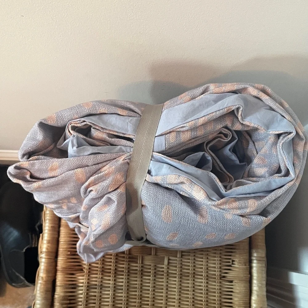 Anthropologie Rainier Percale Duvet Queen with 2 shams (king and regular) NWT